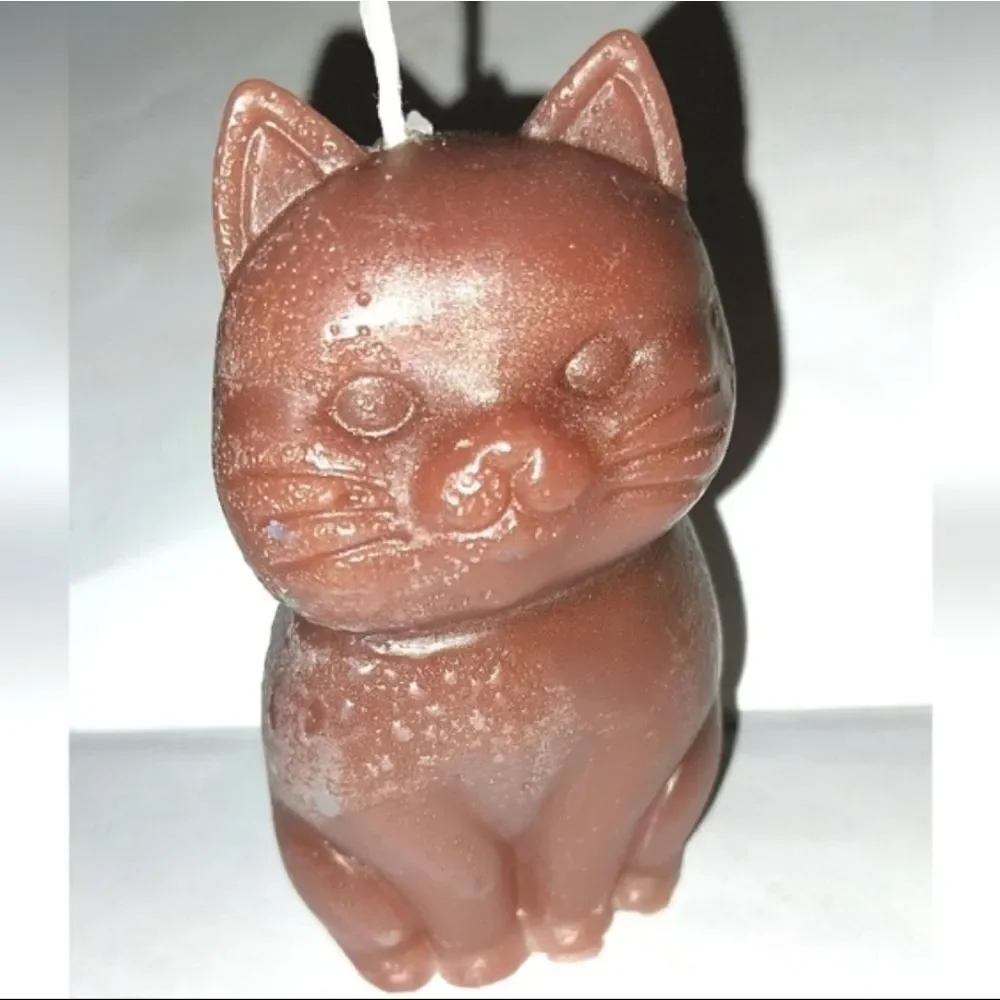Hand crafted limited edition brown candle from our Cat Lady candle collection